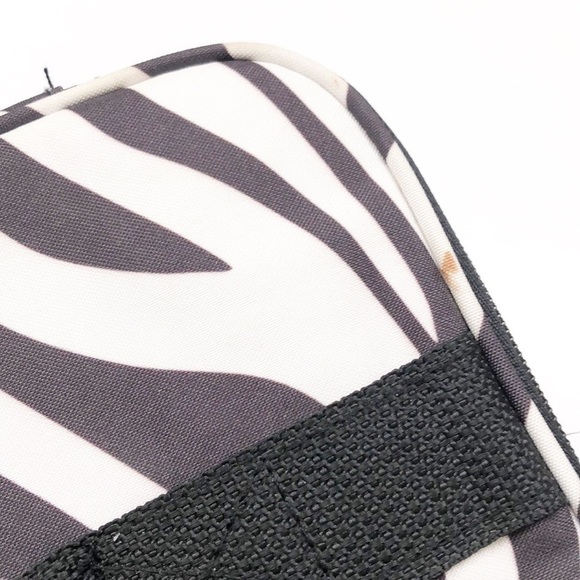 Las Vegas zebra print cooler bag - Picture 3 of 9